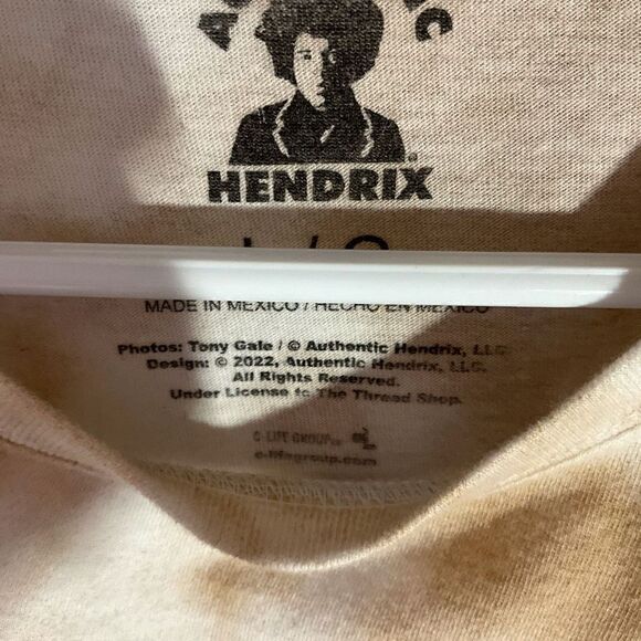 Jimi Hendrix Tiedye Cropped Graphic Tshirt, Tan, Large - Picture 7 of 8